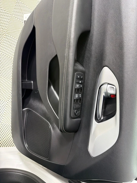 2019 Chrysler - Image 9 of 21