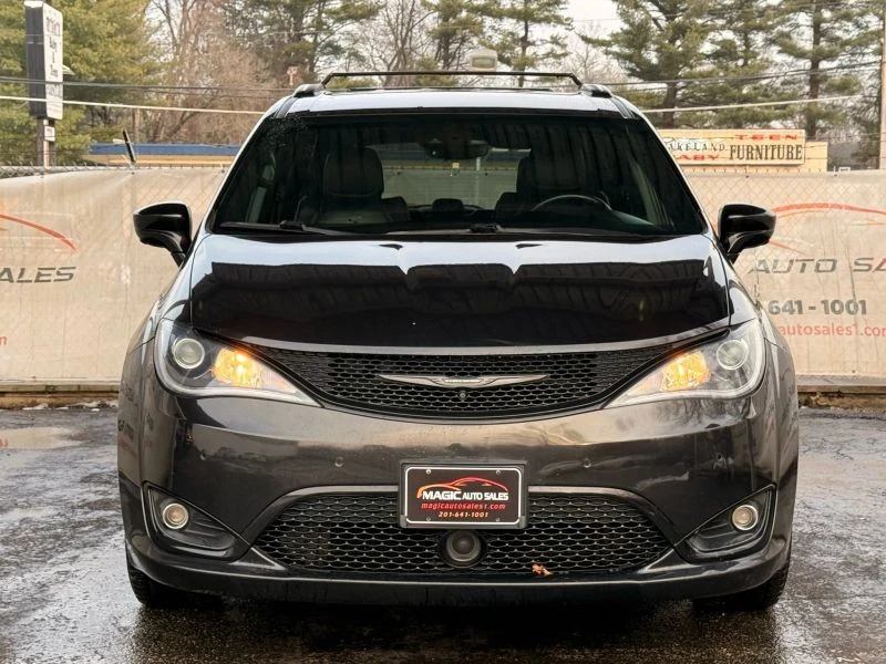 2019 Chrysler - Image 5 of 12