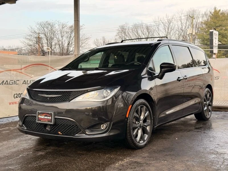 2019 Chrysler - Image 3 of 12