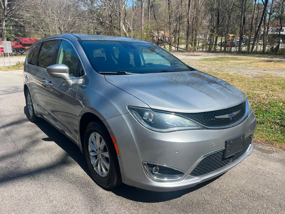 2019 Chrysler - Image 3 of 12