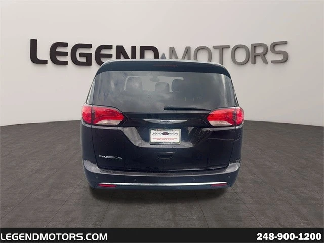 2019 Chrysler - Image 7 of 12