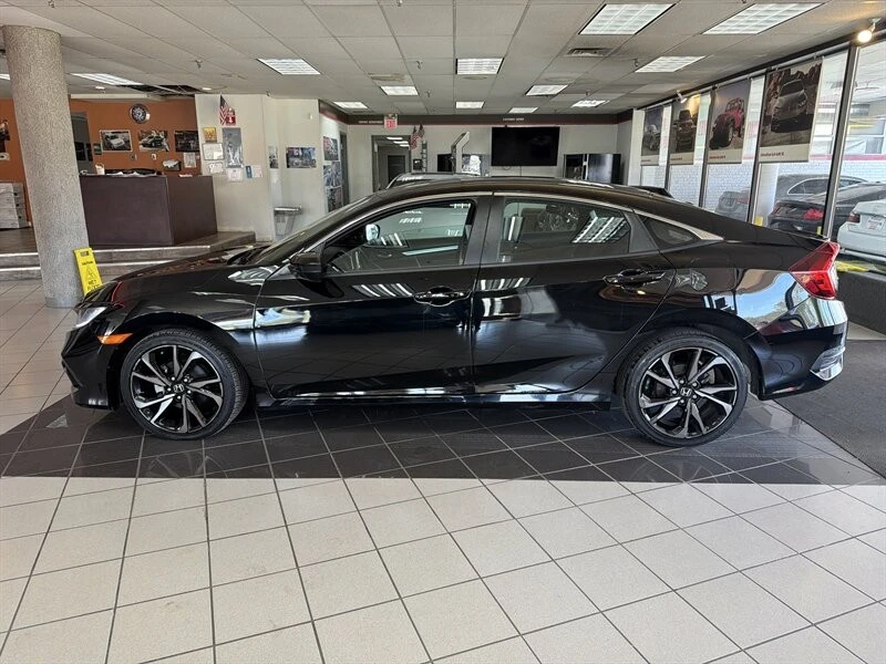 2019 Honda Civic 10th Gen - Image 2 of 4