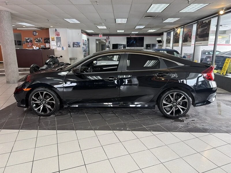 2019 Honda Civic 10th Gen - Image 2 of 4