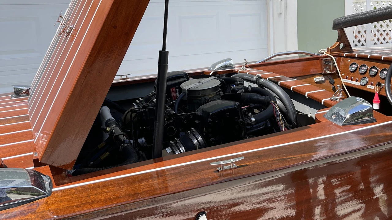 2019 Chris-Craft - Image 5 of 6