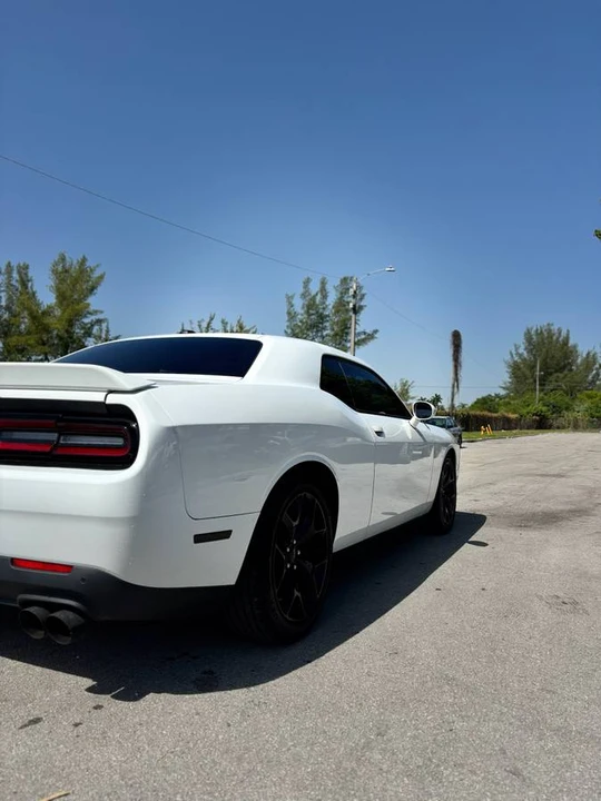 2019 Dodge Challenger 3rd Gen - Image 6 of 11