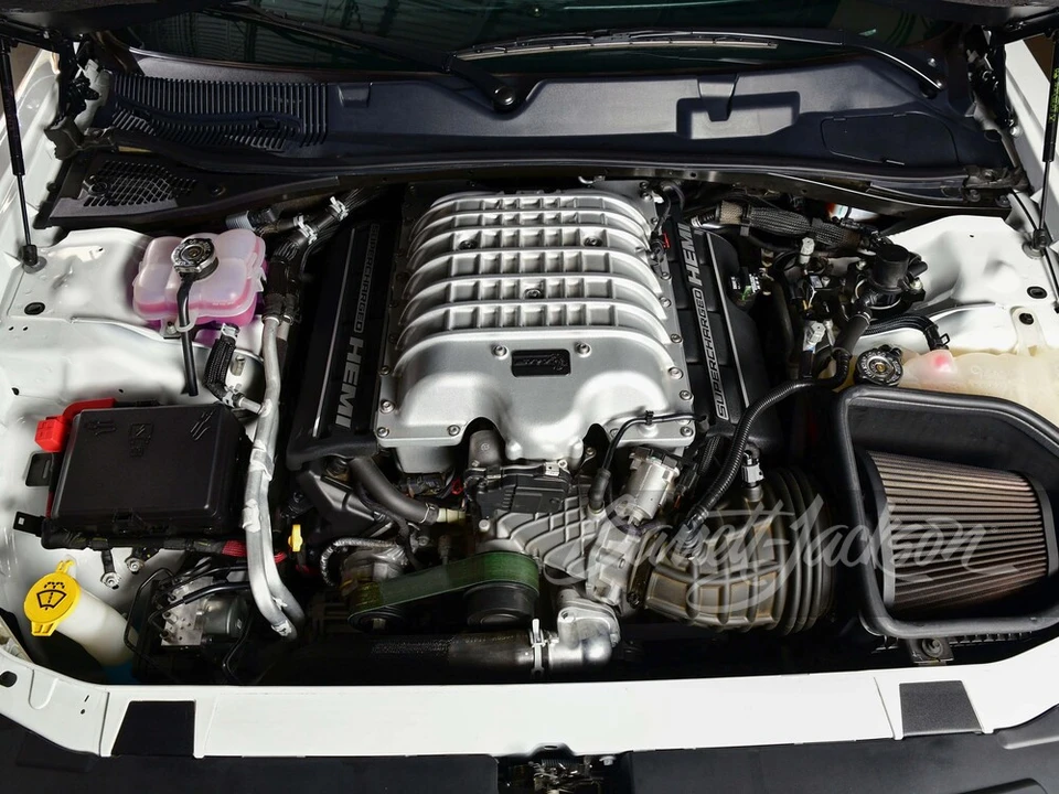 2019 Dodge Challenger SRT Hellcat 3rd Gen - Image 13 of 19