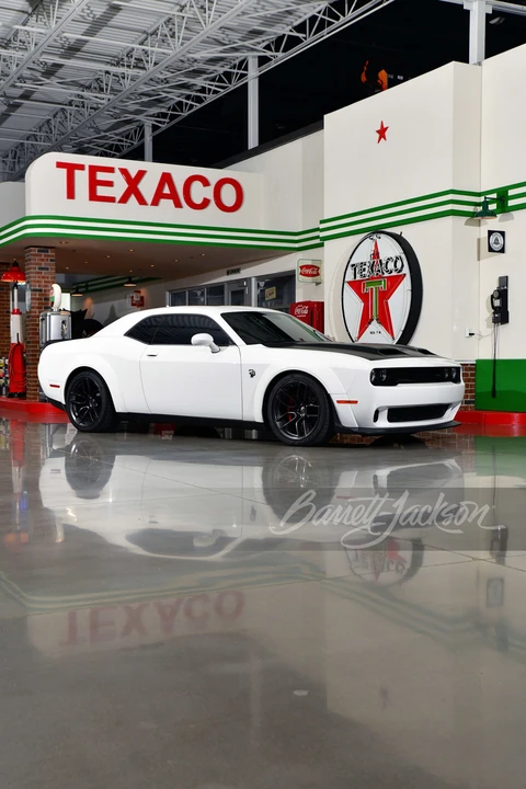 2019 Dodge Challenger SRT Hellcat 3rd Gen - Image 5 of 19