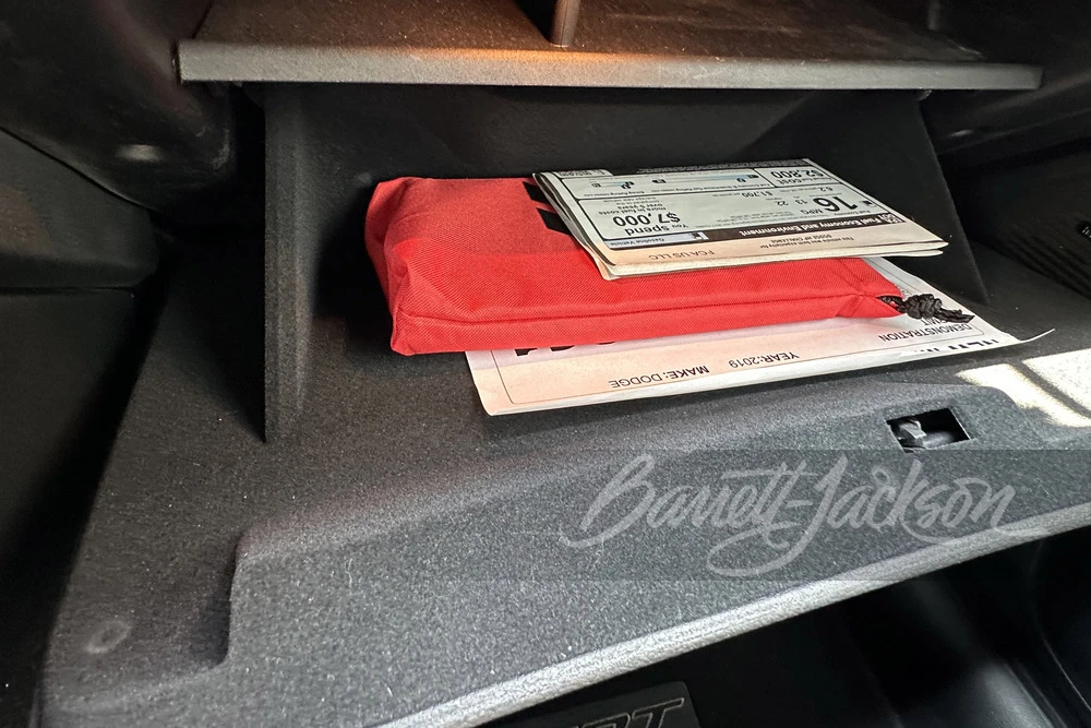 2019 Dodge Challenger SRT Hellcat 3rd Gen - Image 22 of 31