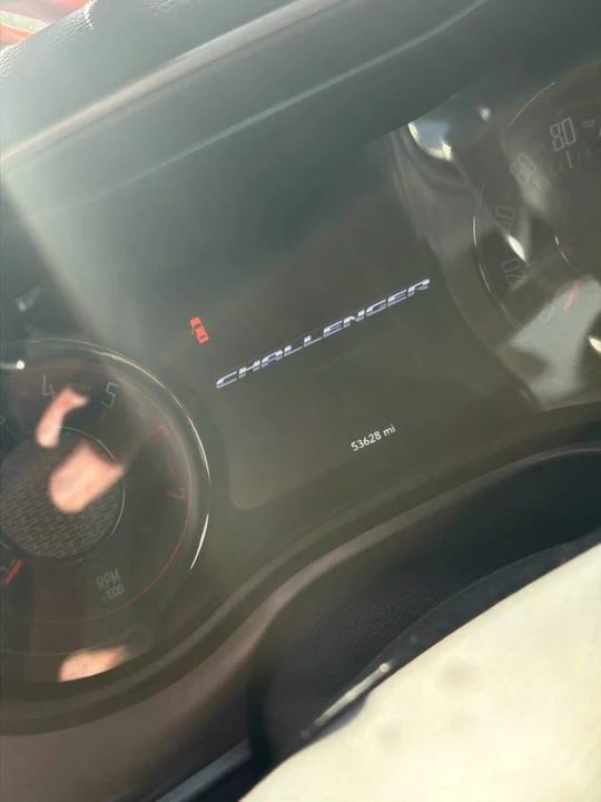2019 Dodge Challenger 3rd Gen - Image 10 of 11