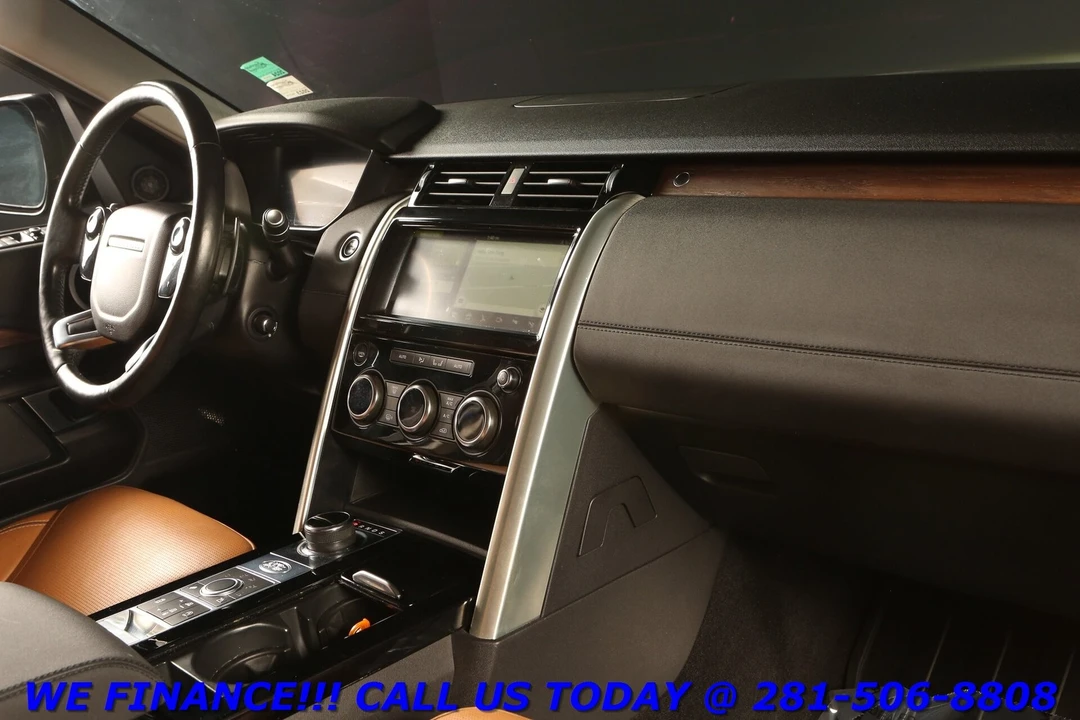 2019 Land Rover Discovery 5th Gen - Image 19 of 21