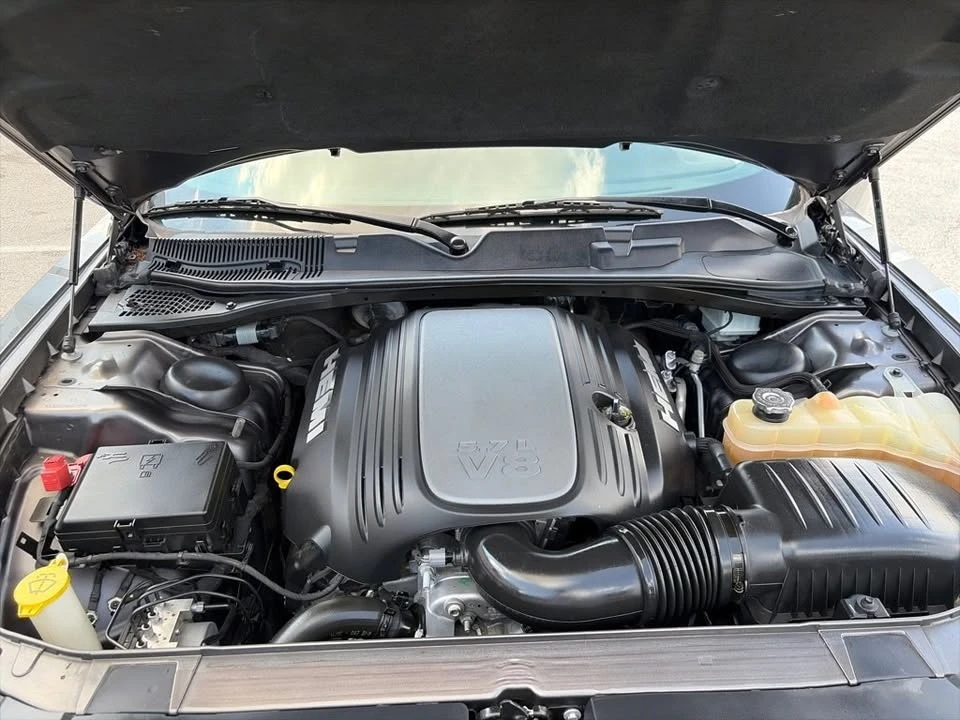 2019 Dodge Challenger 3rd Gen - Image 10 of 16