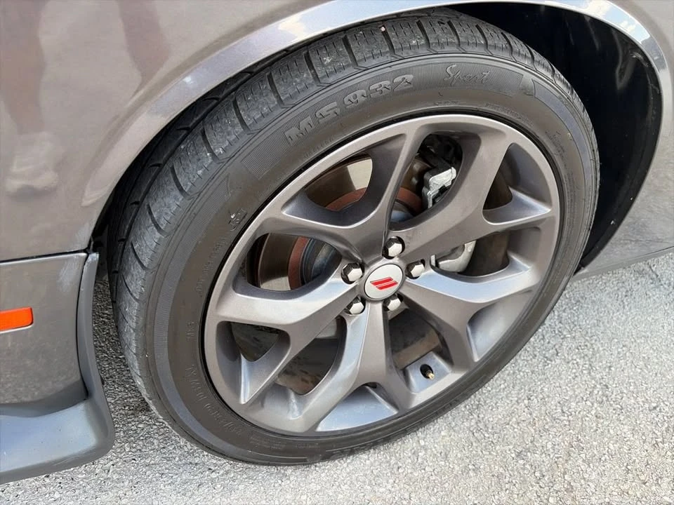 2019 Dodge Challenger 3rd Gen - Image 9 of 16