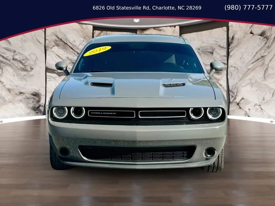 2019 Dodge Challenger 3rd Gen - Image 2 of 10