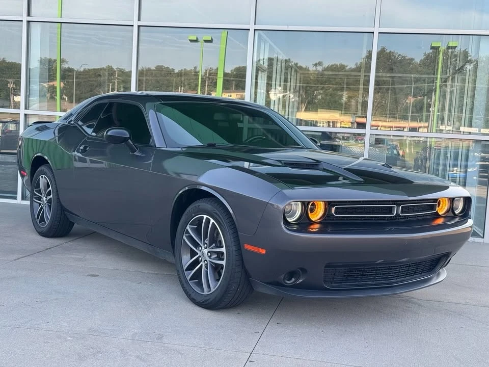 2019 Dodge Challenger 3rd Gen - Image 2 of 17