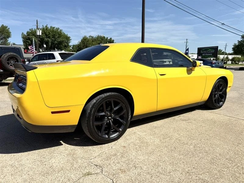 2019 Dodge Challenger 3rd Gen - Image 2 of 15