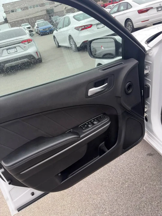 2019 Dodge Charger 7th Gen - Image 8 of 11