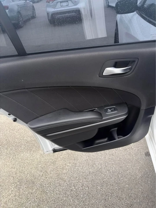 2019 Dodge Charger 7th Gen - Image 6 of 11