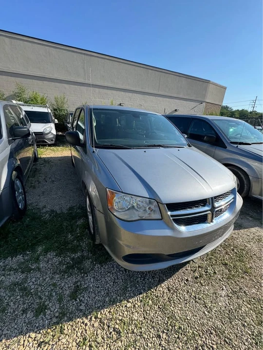 2019 Dodge Caravan - Image 8 of 8