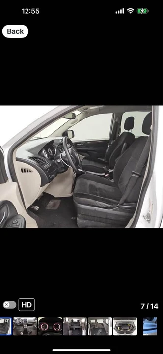2019 Dodge Caravan - Image 12 of 13
