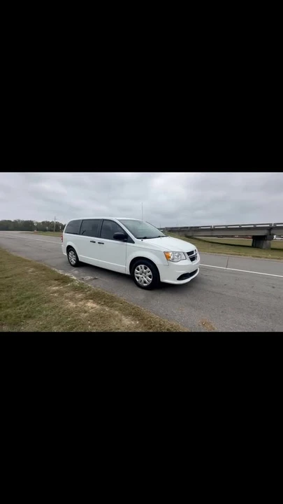 2019 Dodge Caravan - Image 13 of 13