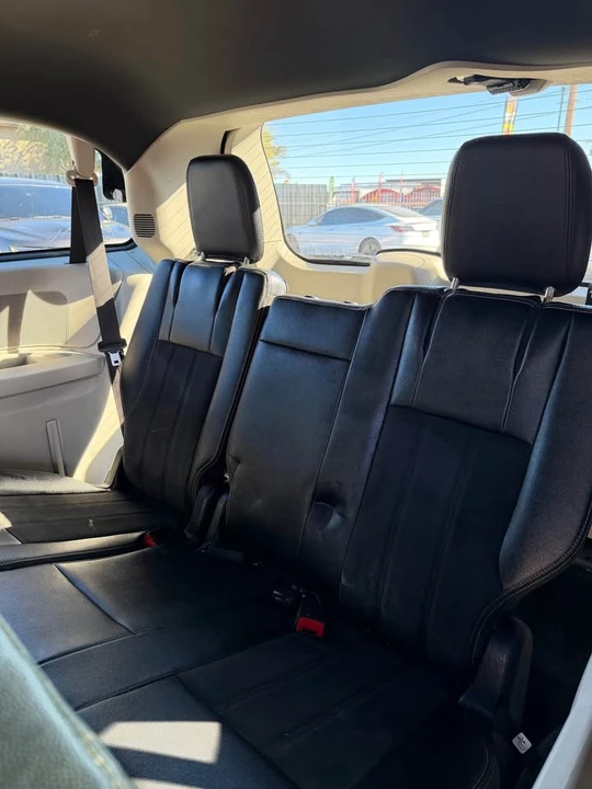2019 Dodge Caravan - Image 11 of 11