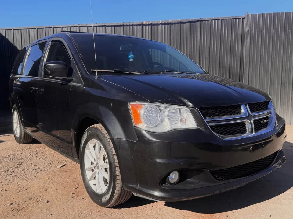2019 Dodge Caravan - Image 10 of 11