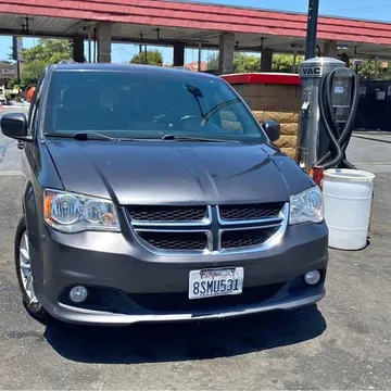 2019 Dodge Caravan Passenger SXT Minivan 4D