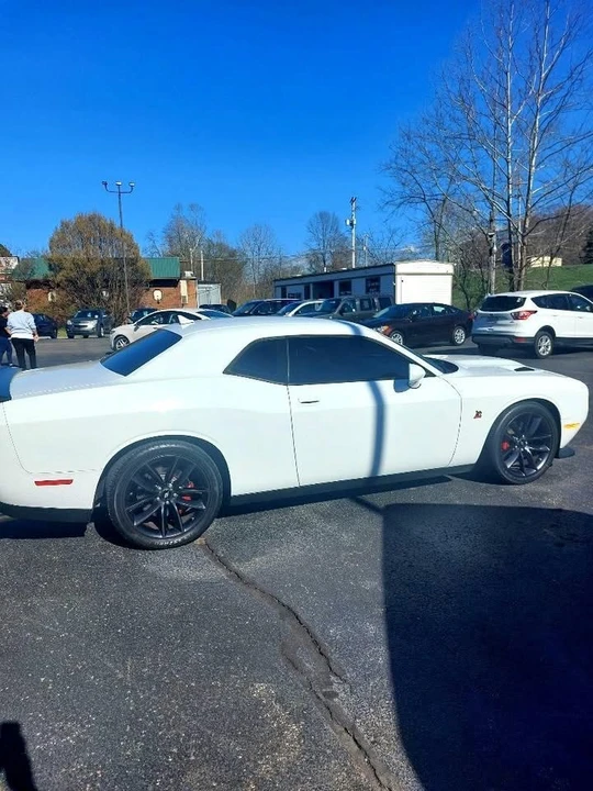 2019 Dodge Challenger 3rd Gen - Image 4 of 9