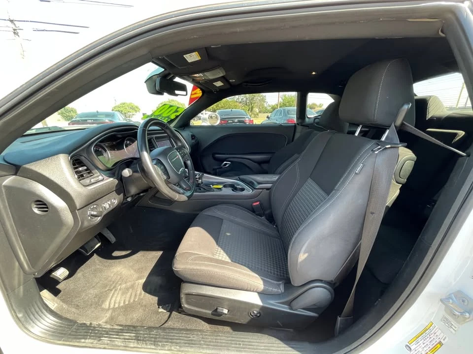 2019 Dodge Challenger 3rd Gen - Image 15 of 17