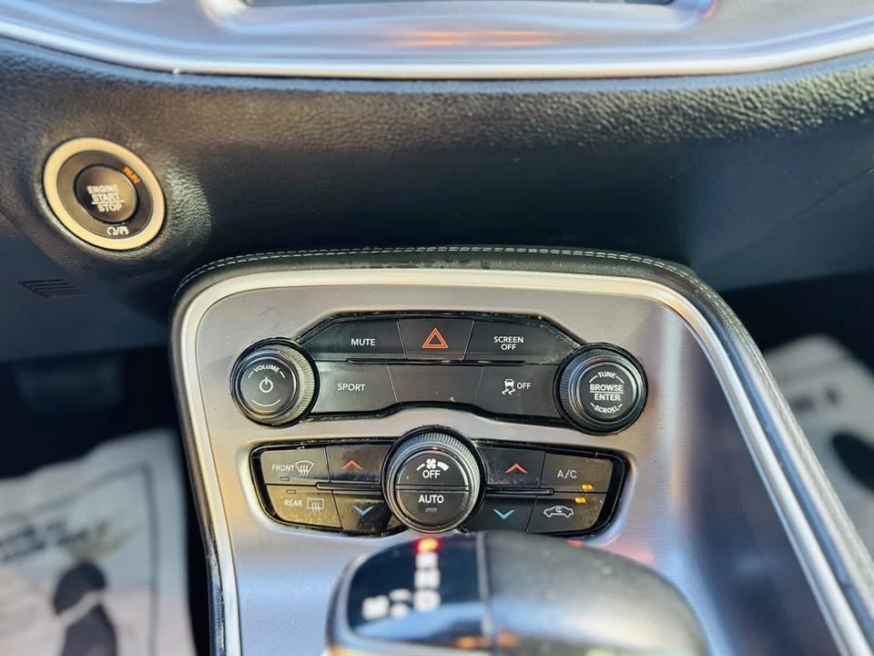 2019 Dodge Challenger 3rd Gen - Image 14 of 16