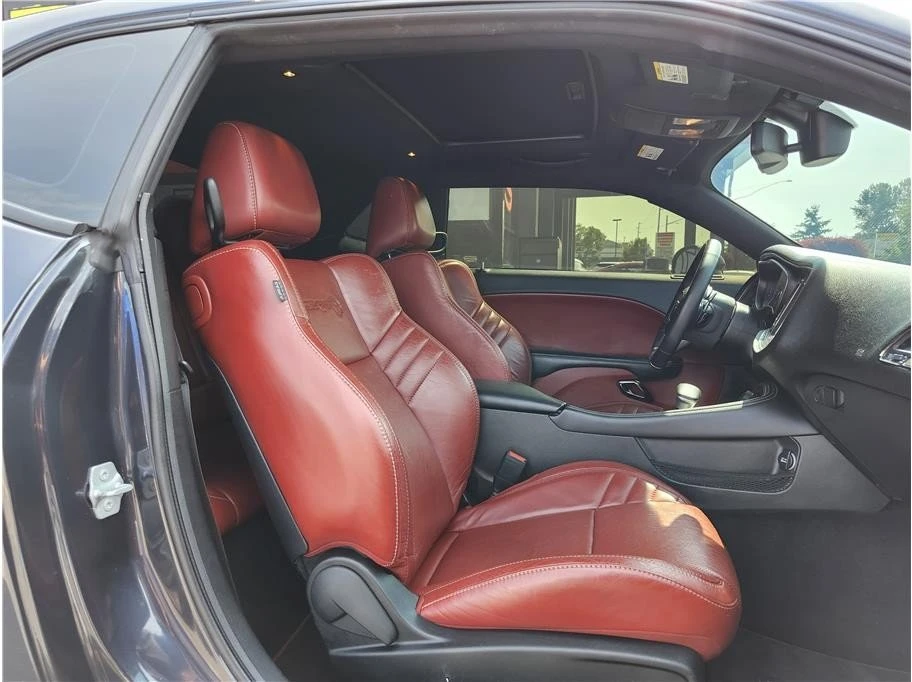 2019 Dodge Challenger 3rd Gen - Image 10 of 20