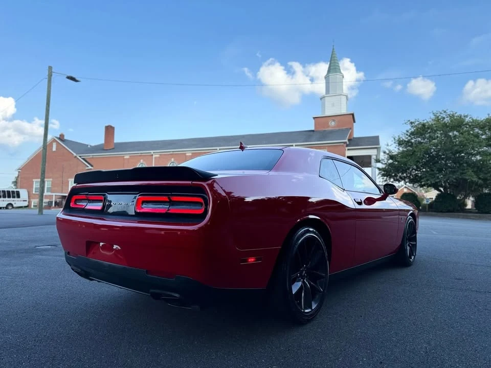 2019 Dodge Challenger 3rd Gen - Image 5 of 11