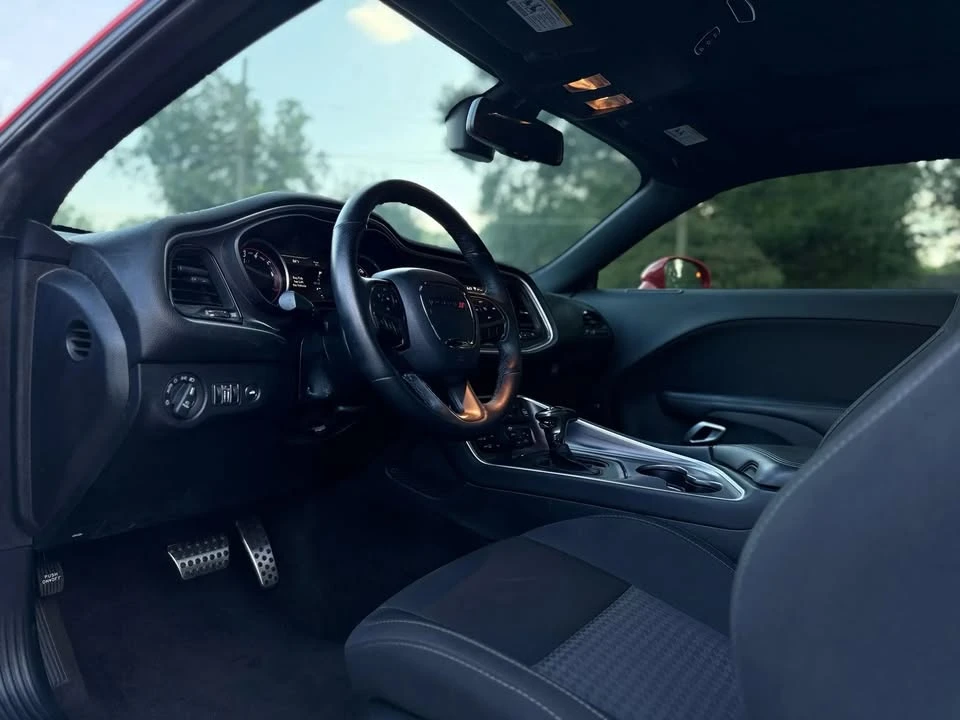 2019 Dodge Challenger 3rd Gen - Image 9 of 11
