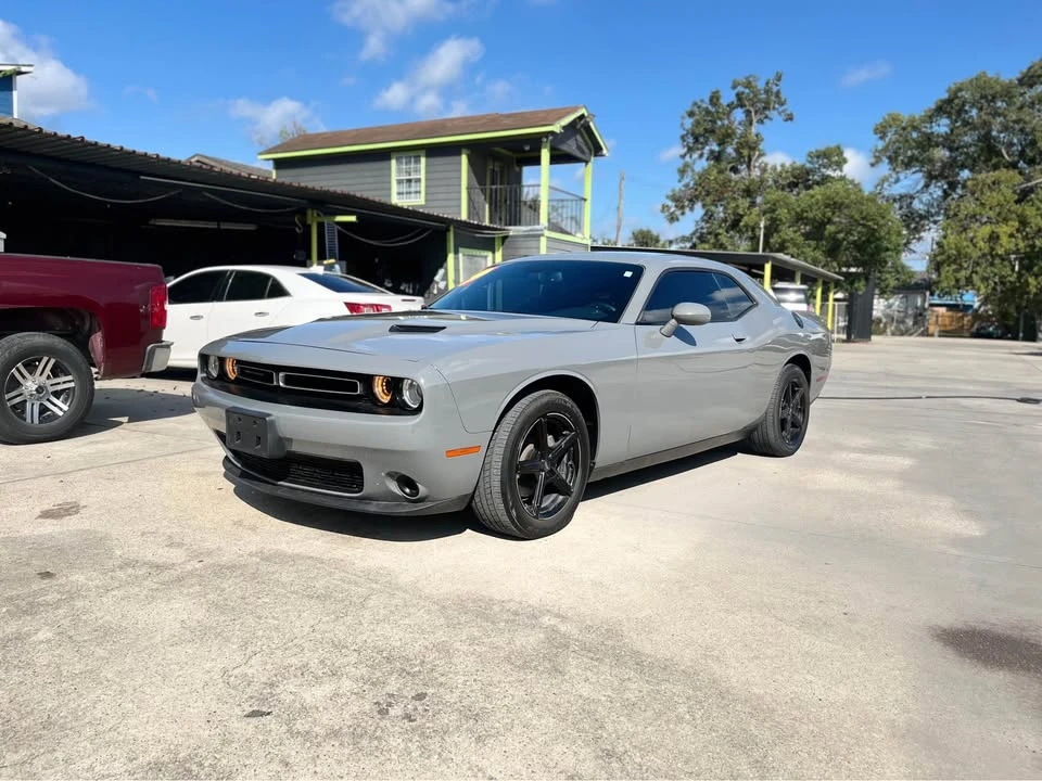 2019 Dodge Challenger 3rd Gen - Image 2 of 12