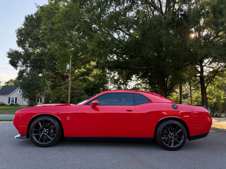 2019 Dodge Challenger 3rd Gen - Image 2 of 11