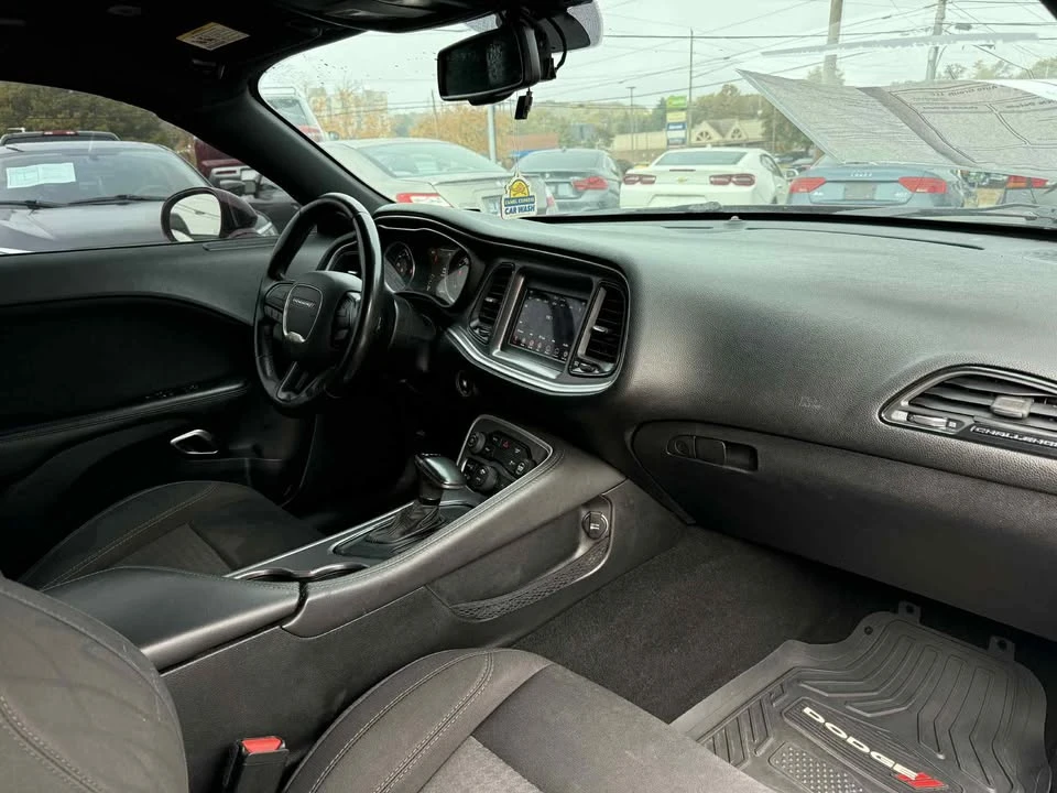 2019 Dodge Challenger 3rd Gen - Image 9 of 10