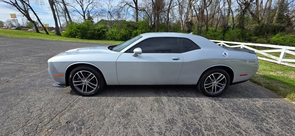 2019 Dodge Challenger 3rd Gen - Image 2 of 9