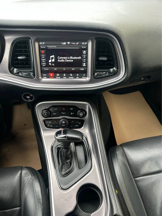 2019 Dodge Challenger 3rd Gen - Image 9 of 10