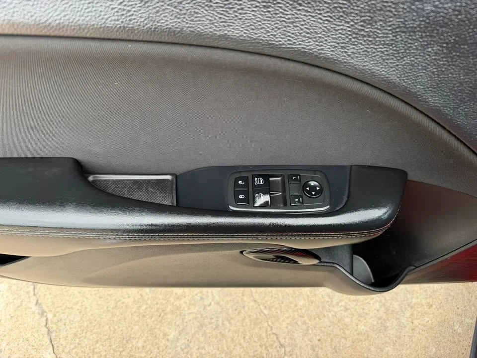 2019 Dodge Challenger 3rd Gen - Image 10 of 19