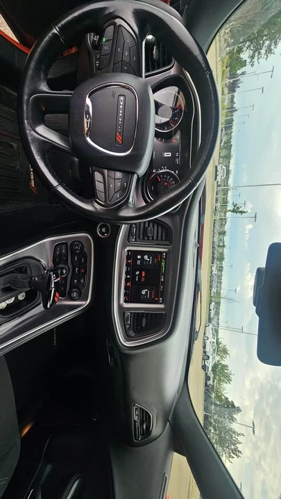 2019 Dodge Challenger 3rd Gen - Image 6 of 7