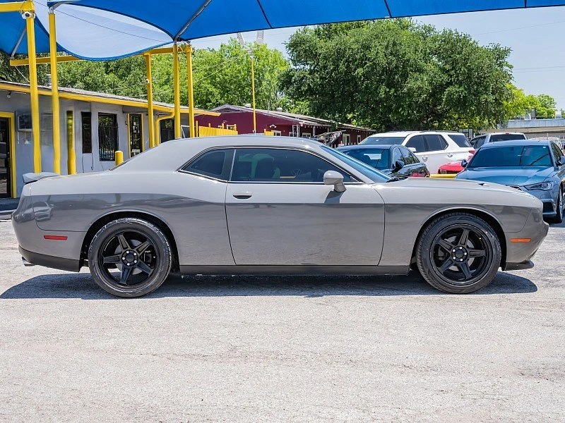 2019 Dodge Challenger 3rd Gen - Image 6 of 17