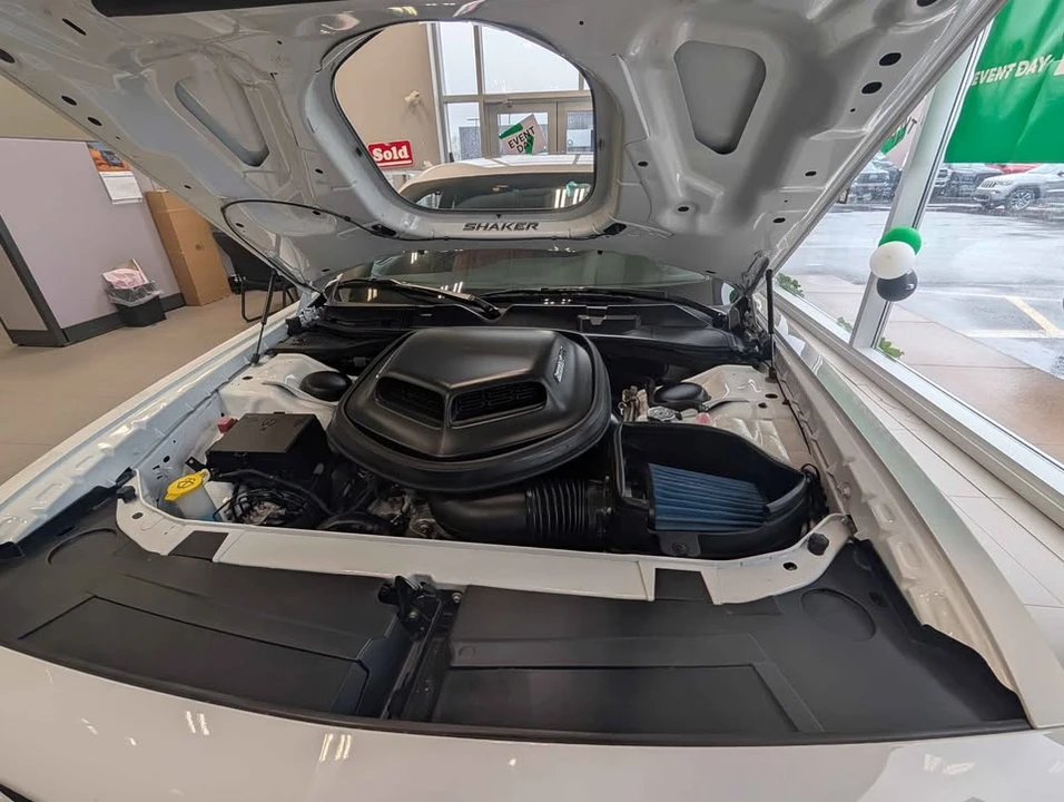 2019 Dodge Challenger 3rd Gen - Image 14 of 17