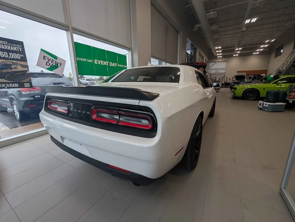 2019 Dodge Challenger 3rd Gen - Image 3 of 17
