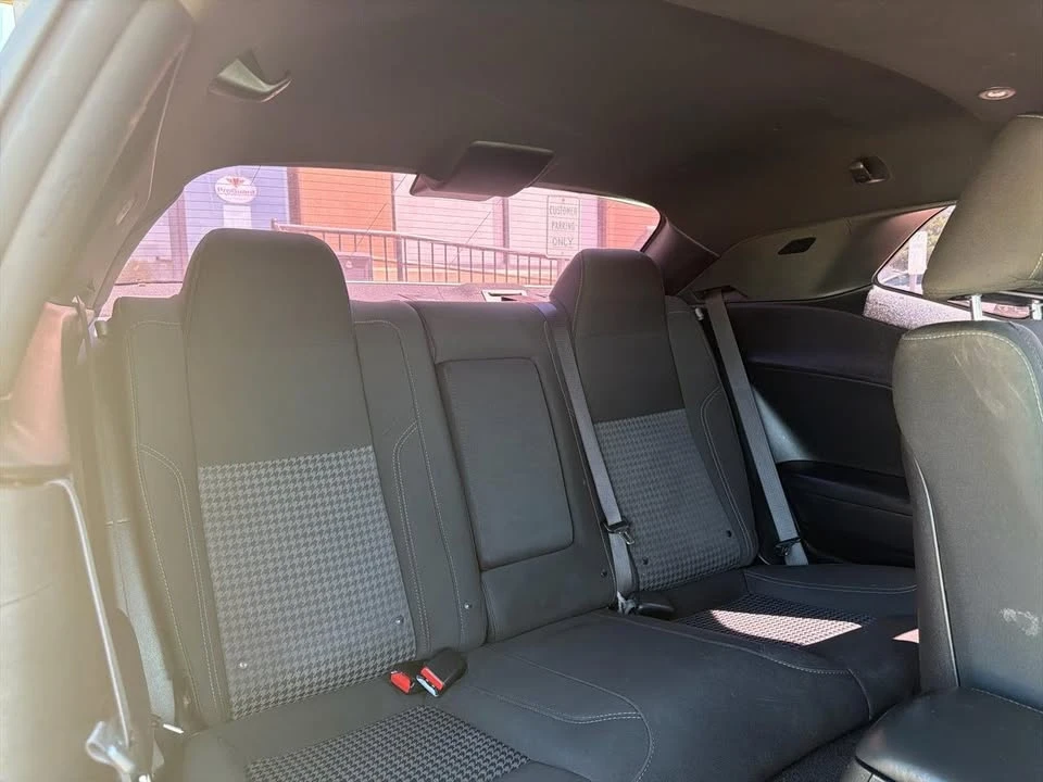 2019 Dodge Challenger - Image 17 of 20