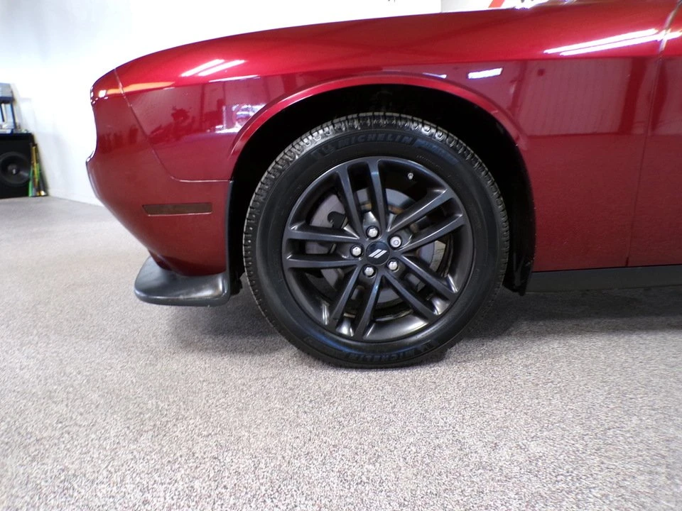 2019 Dodge Challenger 3rd Gen - Image 9 of 17