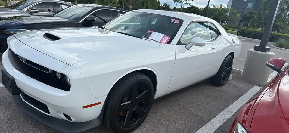 2019 Dodge Challenger 3rd Gen - Image 2 of 4