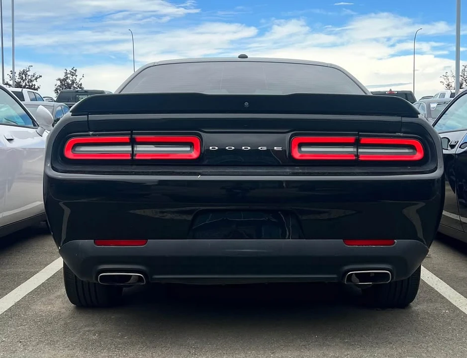 2019 Dodge Challenger 3rd Gen - Image 5 of 11