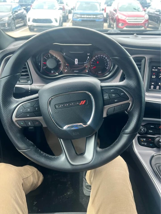 2019 Dodge Challenger 3rd Gen - Image 8 of 11