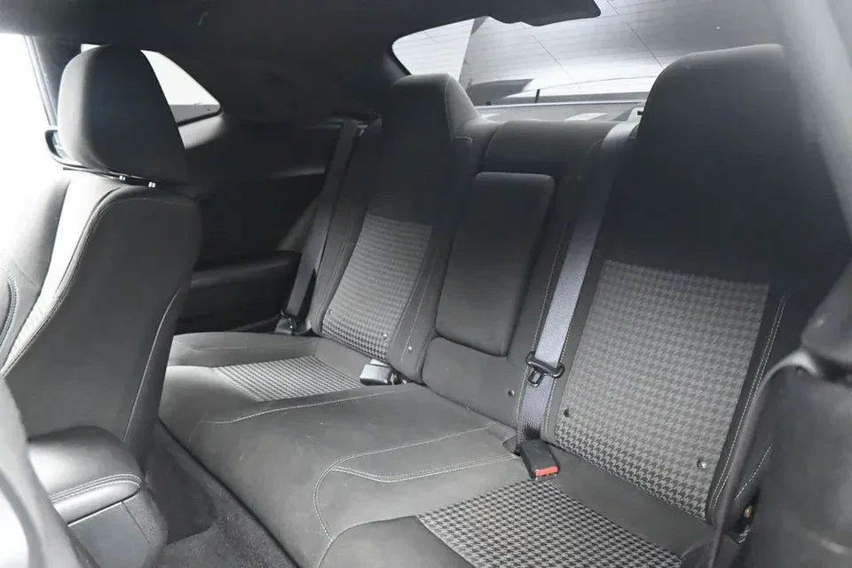 2019 Dodge Challenger 3rd Gen - Image 7 of 9