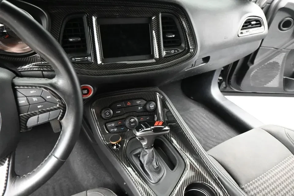 2019 Dodge Challenger 3rd Gen - Image 6 of 9